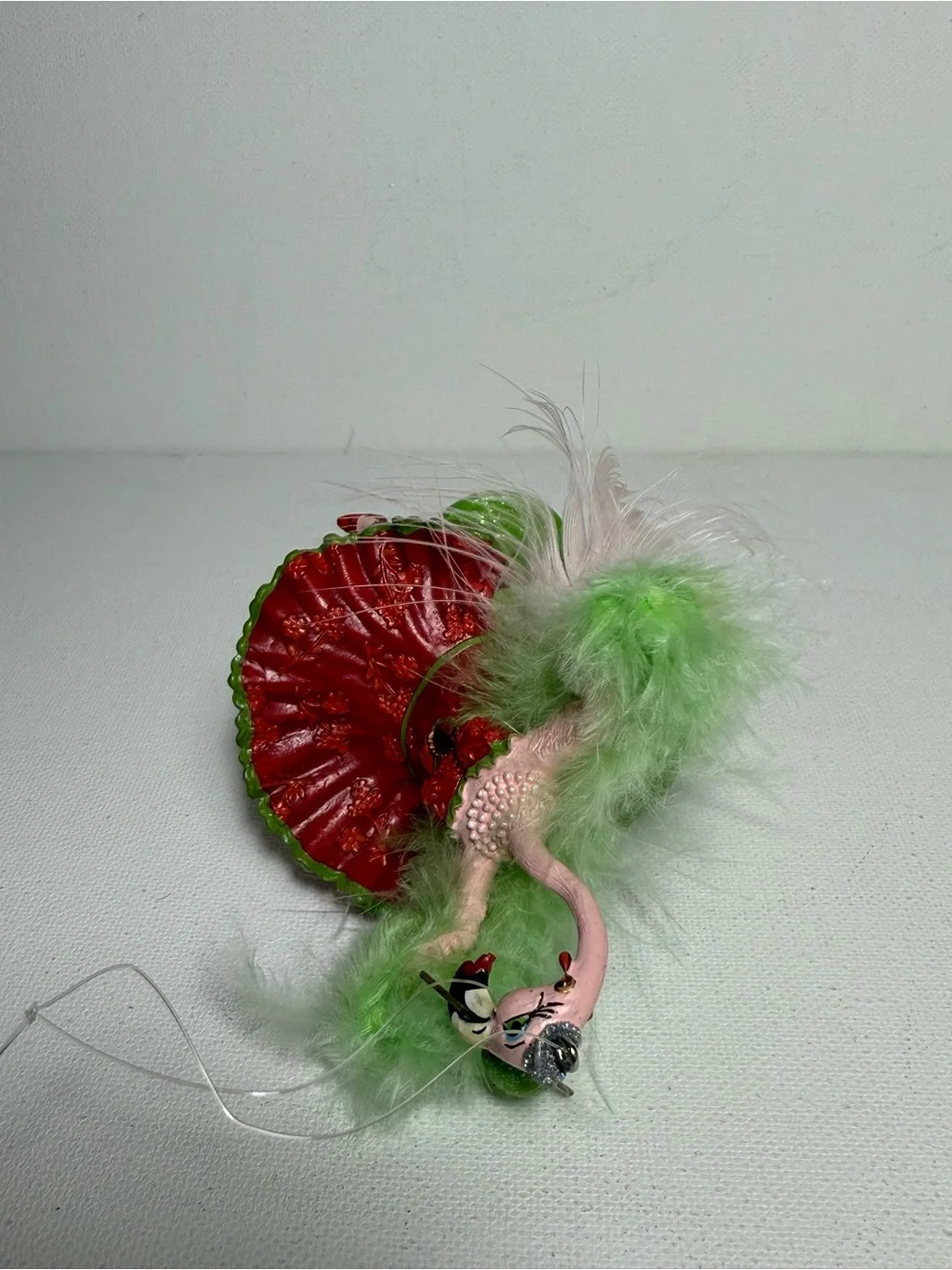 Flirty Feathers 